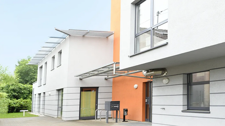 Eingang Tagesklinik Bernhausen