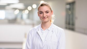 Laura Kalmbach