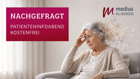 Frau mit Demenz sitzt in einem Sessel - Patienteninfoabend medius KLINIK NÜRTINGEN